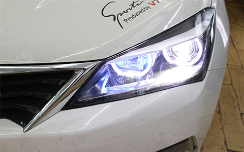 成都天一車燈長安V7改燈效果
