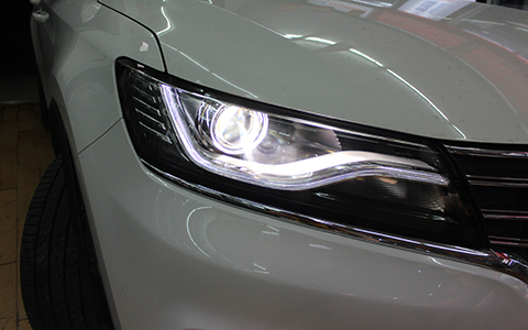成都天一車燈榮威RX5車燈升級(jí)效果