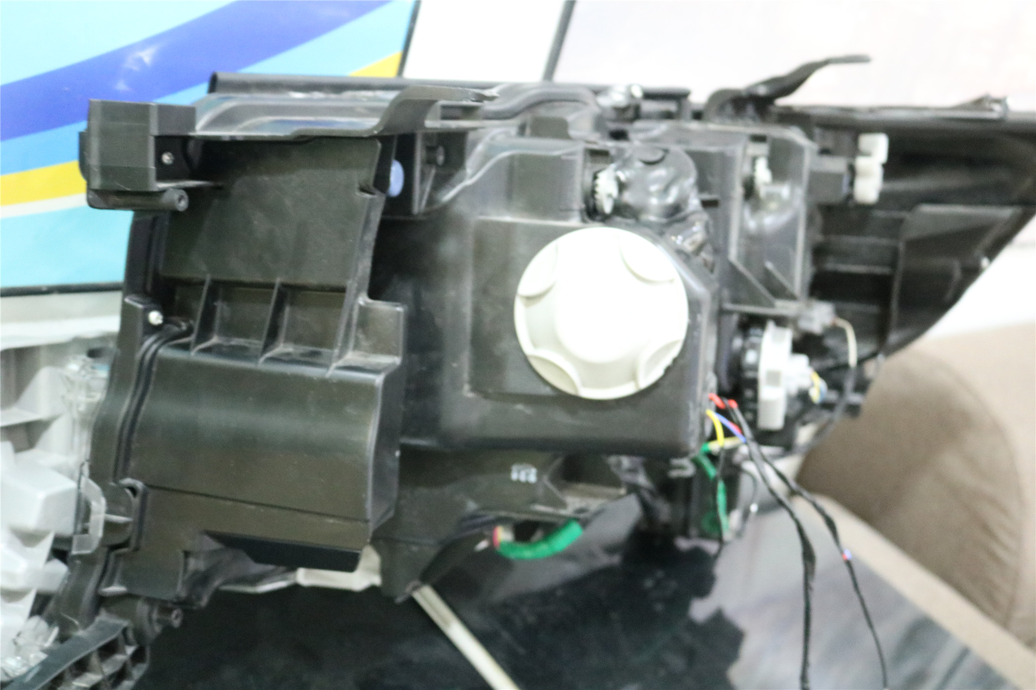 陸巡改燈細(xì)節(jié)展示