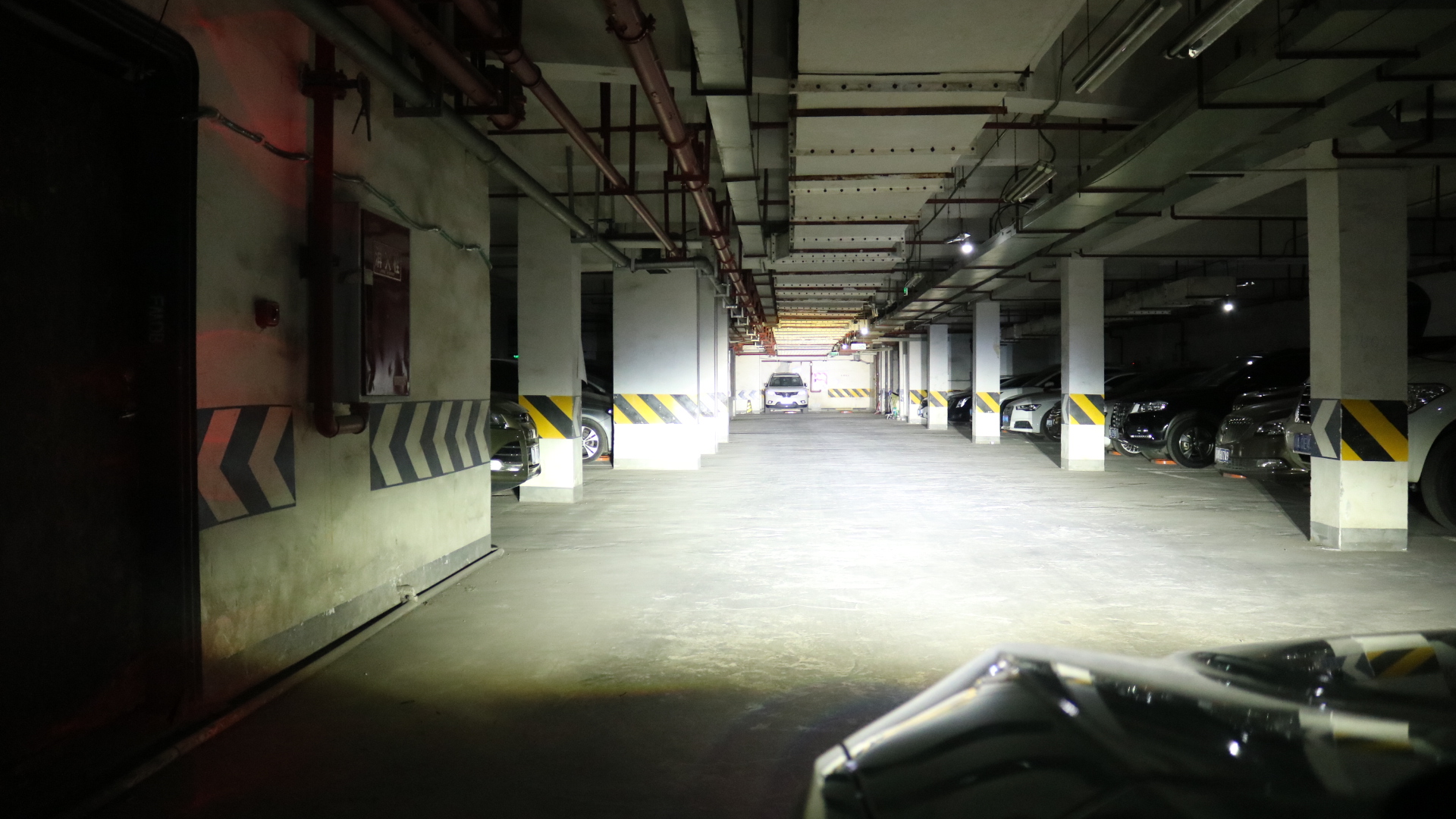 天一車燈思域車燈改裝四透鏡遠(yuǎn)近光效果實(shí)拍