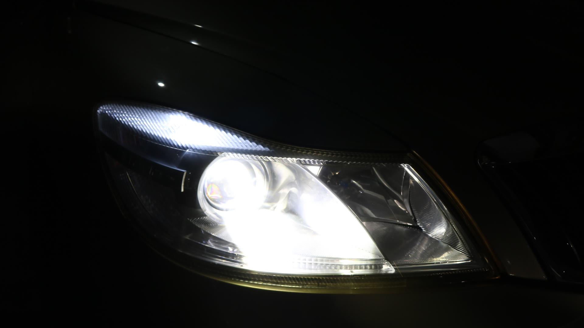 明銳車(chē)燈改裝效果展示