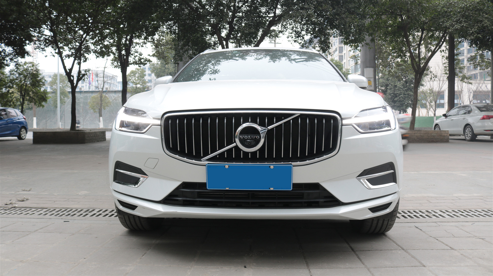 成都天一車燈改裝沃爾沃XC60大燈