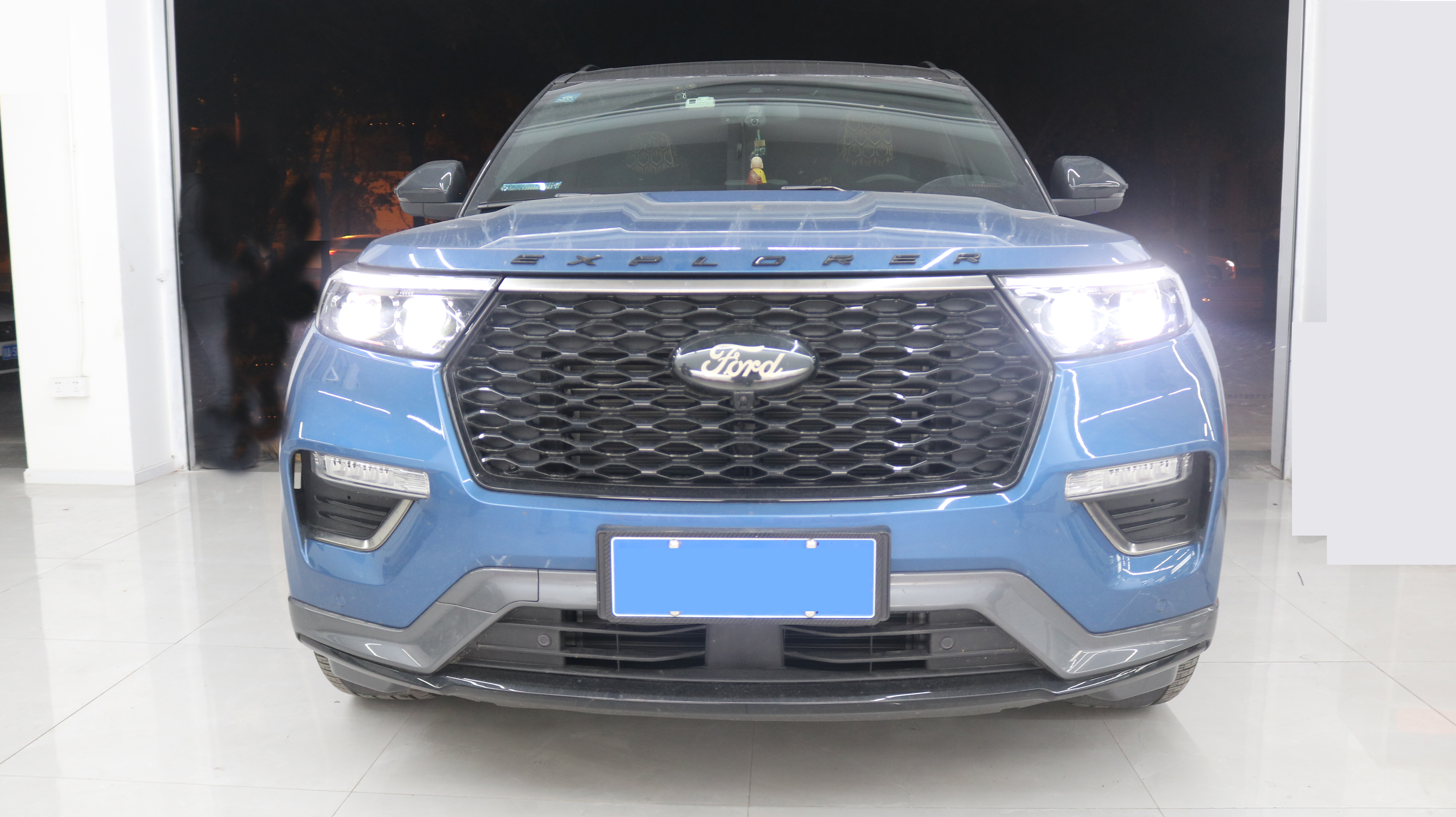 福特新探險者車燈改裝